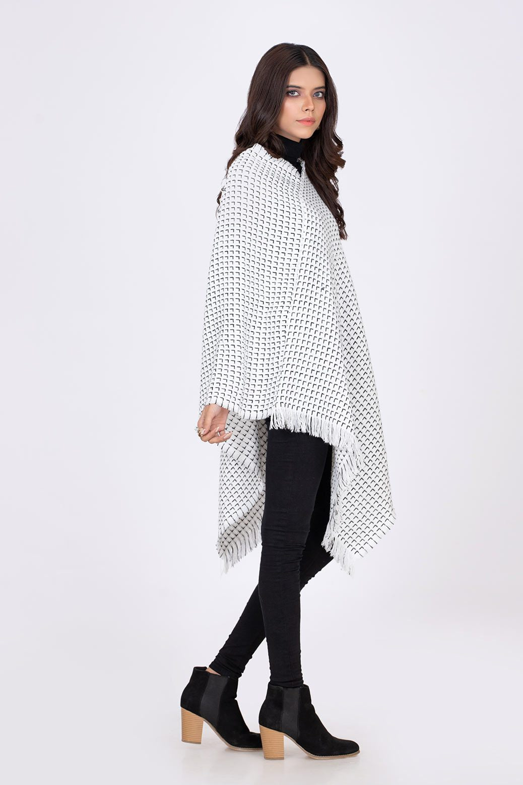 WHITE-PONCHO (21U-113-63)