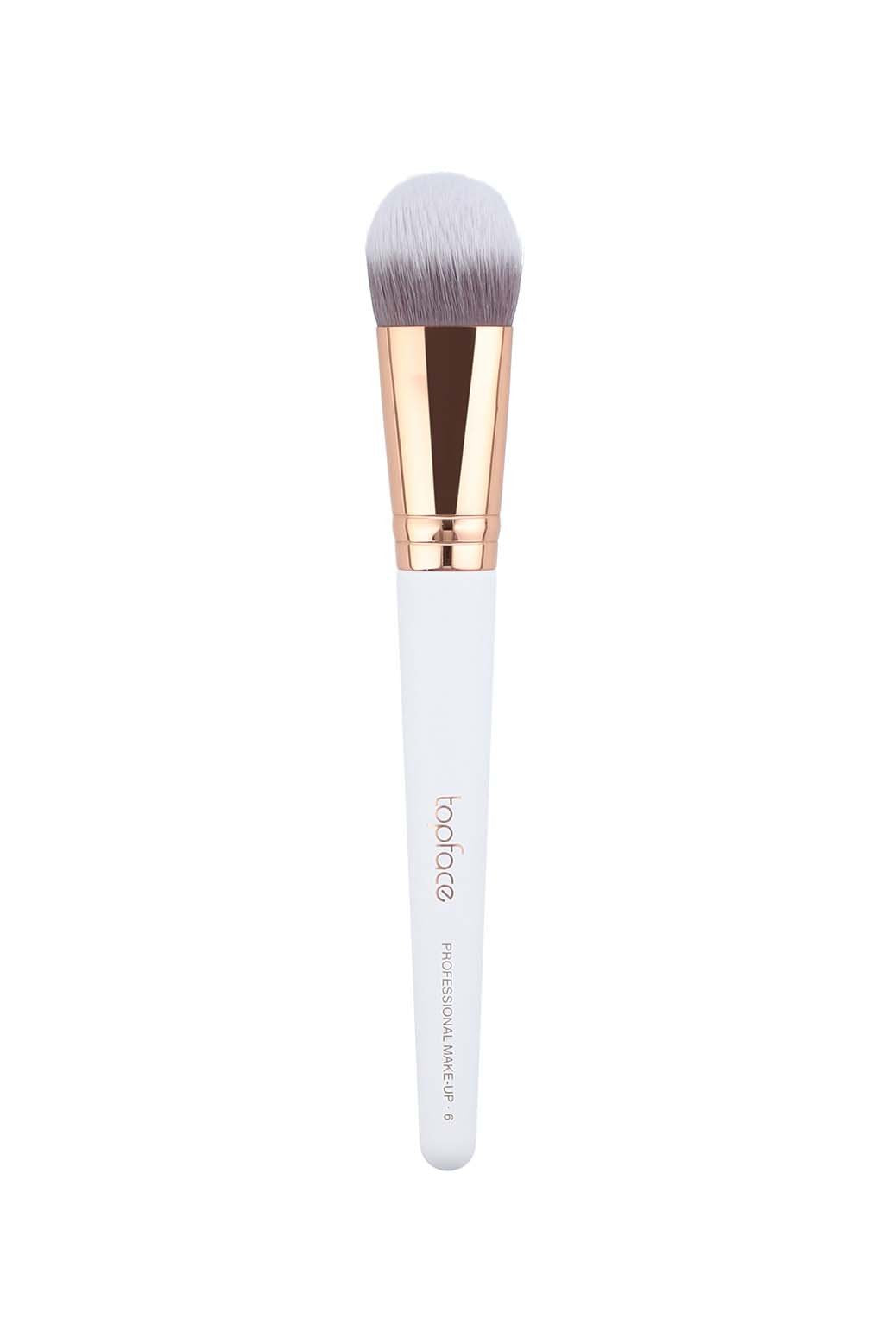 ANGLED FOUNDATION BRUSH