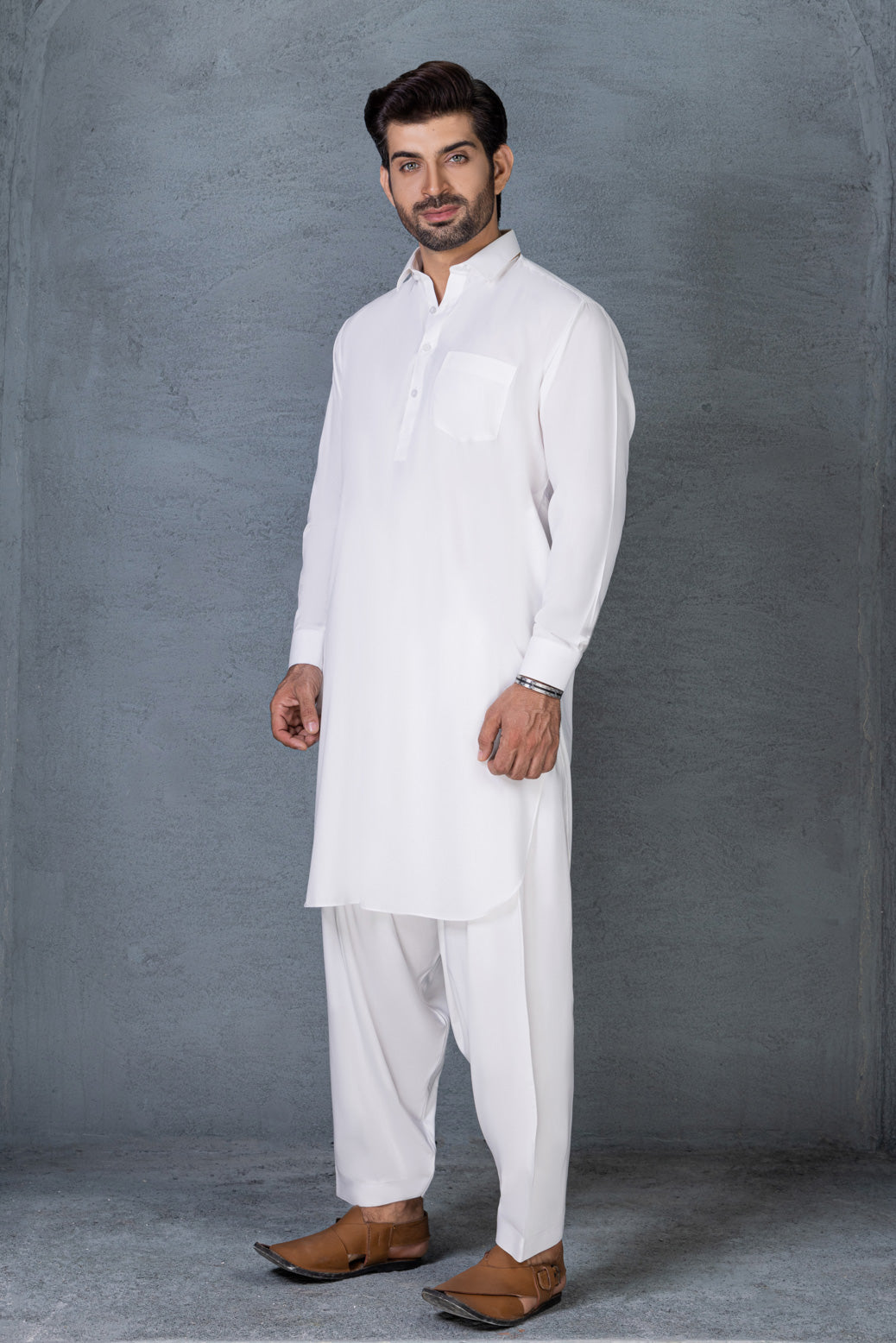 WHITE-BLENDED-SHALWAR SUIT (GSBB22-007)