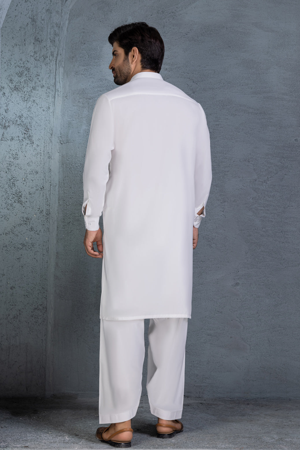 WHITE-BLENDED-SHALWAR SUIT (GSSB22-007)