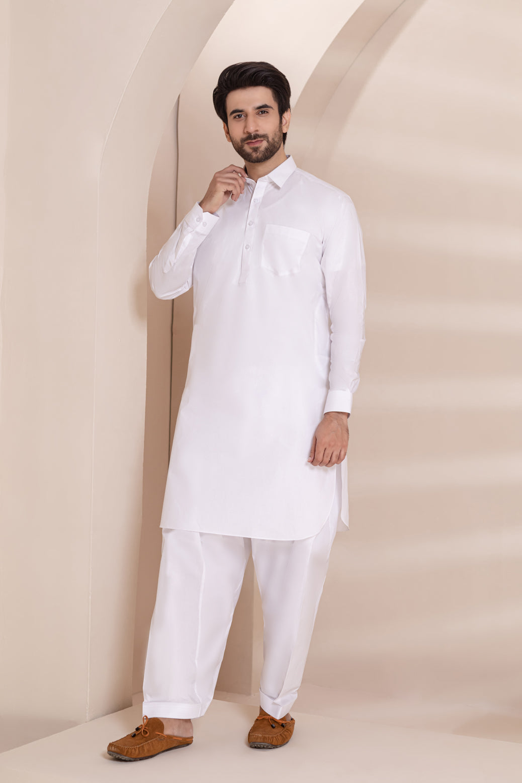 WHITE-BLENDED-SHALWAR SUIT  (GSSR22-001)