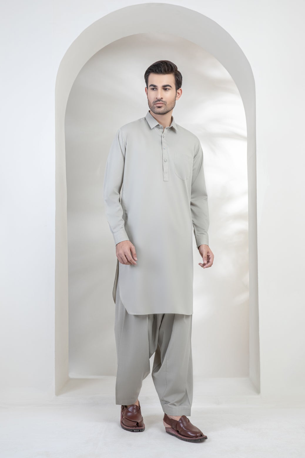 ANTIQUE IVORY-VISCOSE-SHALWAR SUIT (GSSS22-005)