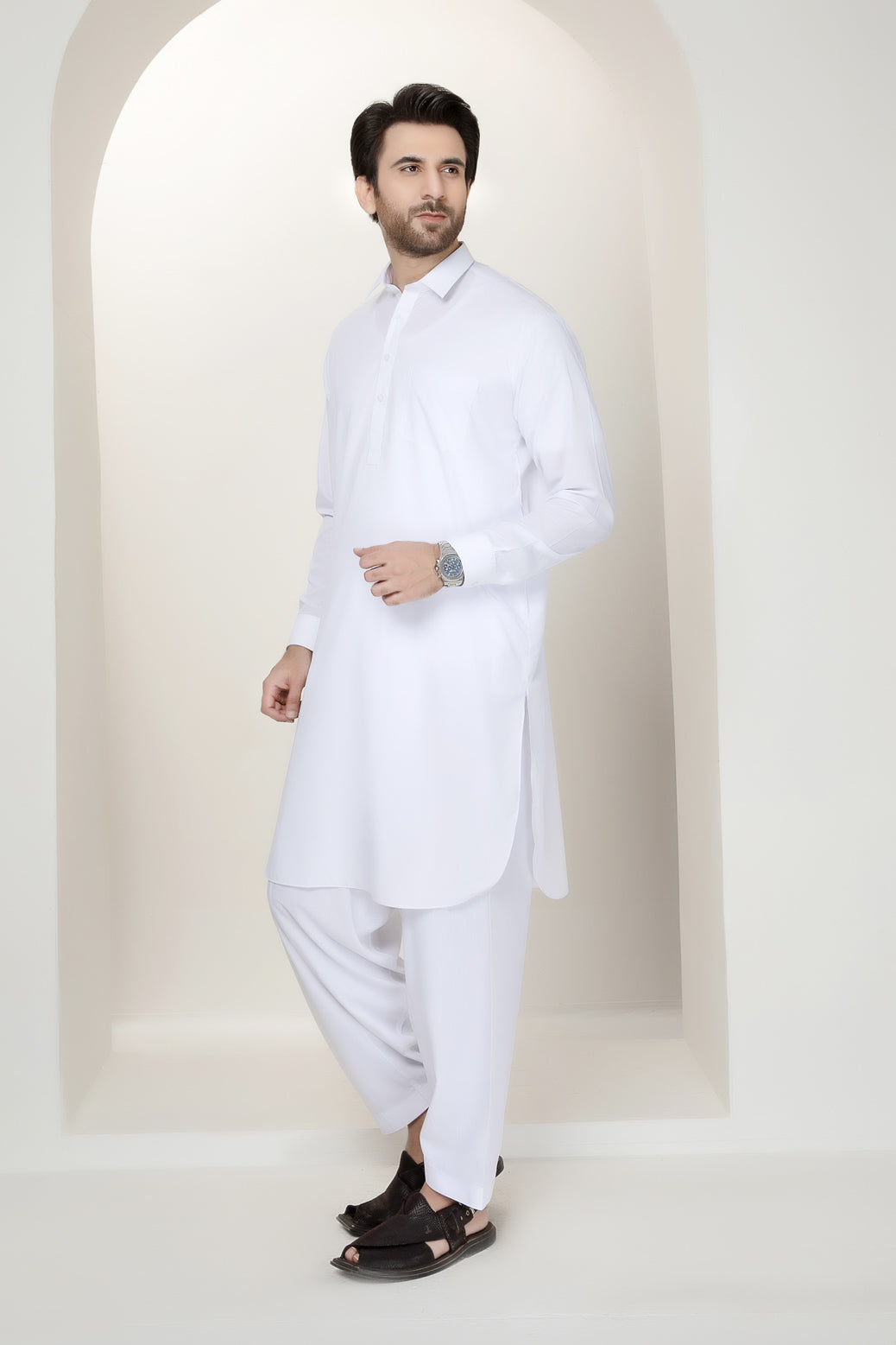 WHITE-BLENDED-SHALWAR SUIT (GSSS22-020)