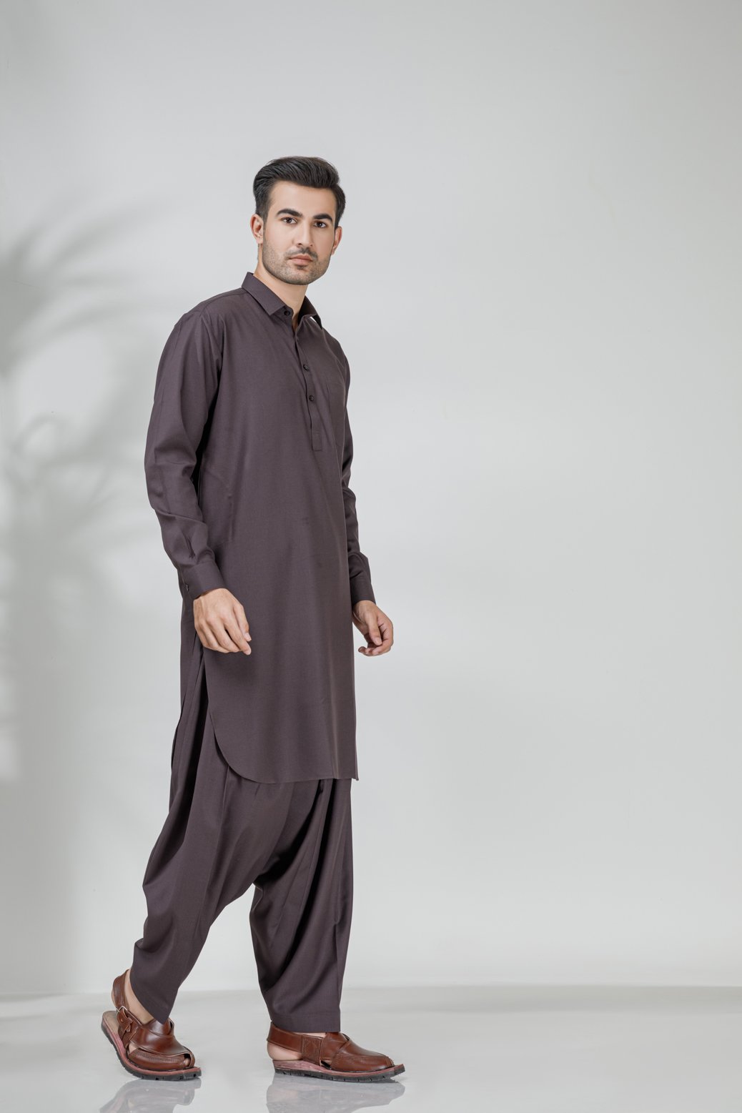 WINE-BLENDED-SHALWAR SUIT (GSSW21-039)