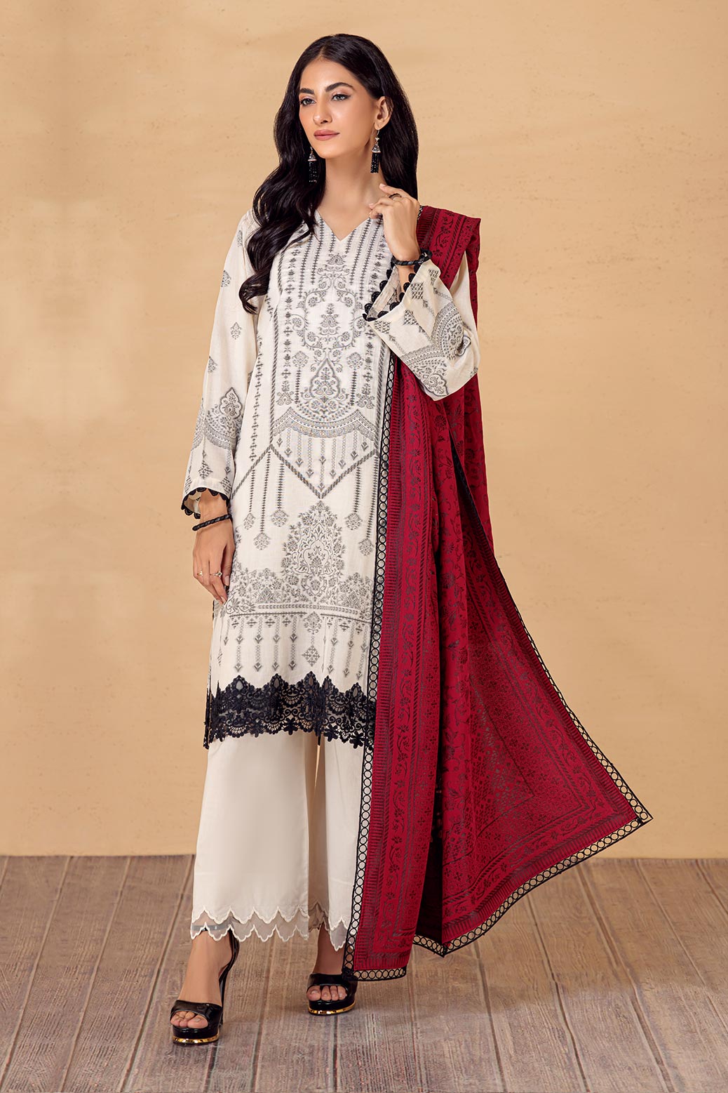 WHITE-JACQUARD-3 PIECE-SUIT (HBNW22T3P2)