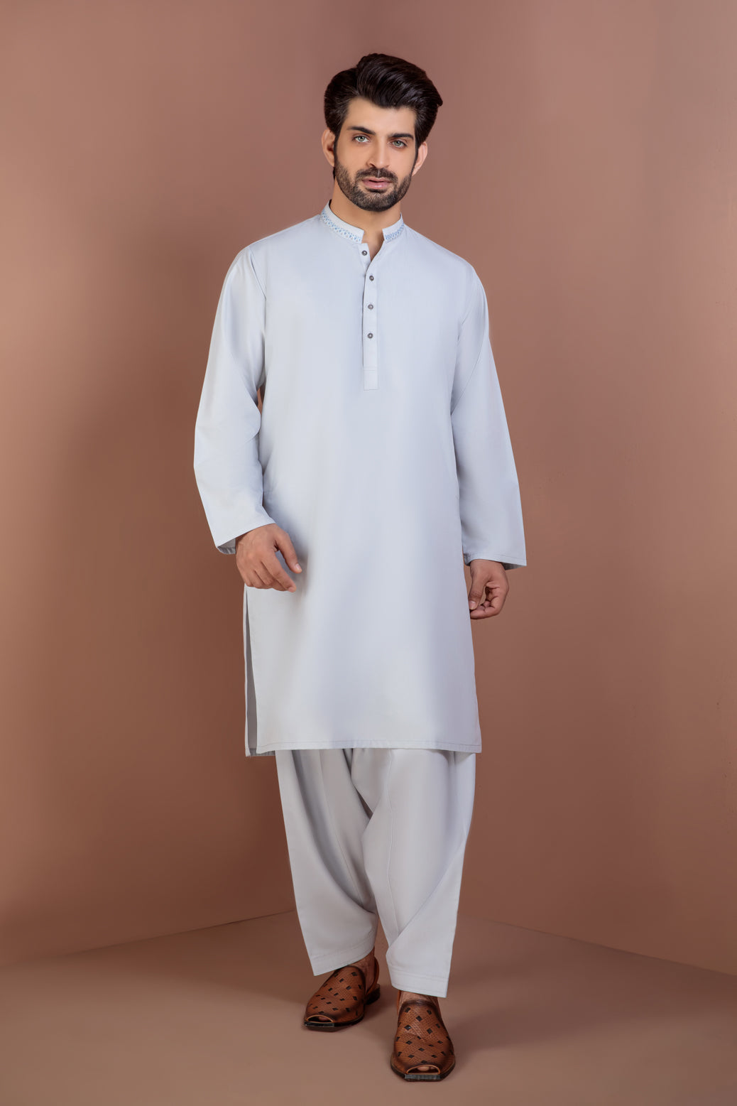 ASH-WHITE-BLENDED-KURTA SHALWAR (KSRB22-012)