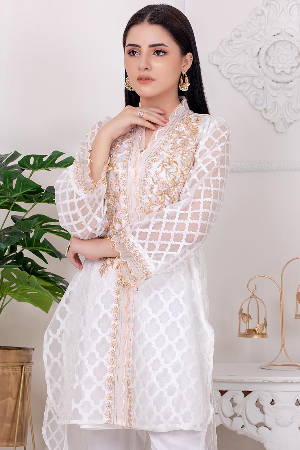 WHITE-ORGANZA JACQUARD-KURTI (KSSC211P03)