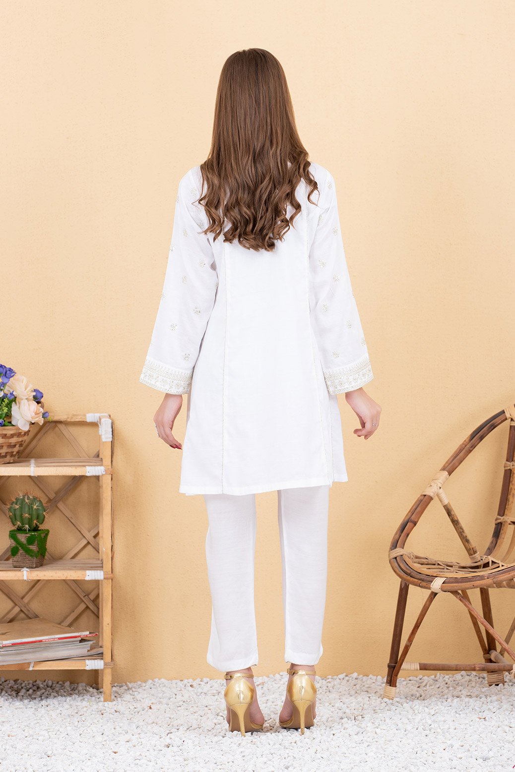 WHITE-DOBBY-KURTI (SWBN211P01)